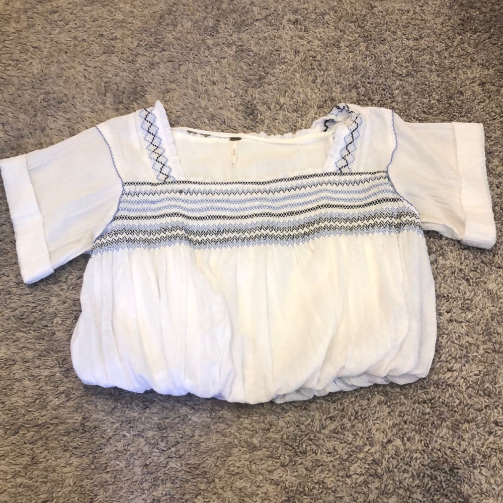Free People White & Blue Smocked Crop Top Size: XS